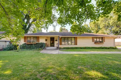 2130 E Broadmoor St, Springfield, MO 65804 photo 1