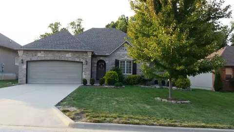 1845 W Lennox Dr, Springfield, MO 65810 photo 1