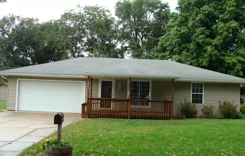 2607 E Cragmont St, Springfield, MO 65804 photo 1