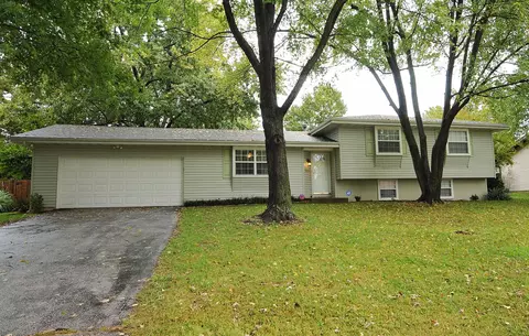 2405 W Alta St, Springfield, MO 65810 photo 1