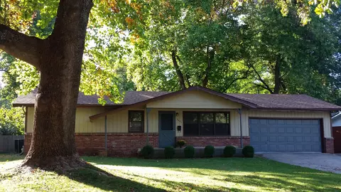 3437 S Franklin Ave, Springfield, MO 65807 photo 1