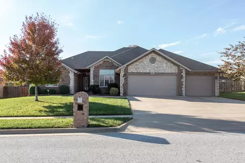 3848 W Cardinal, Springfield, MO 65810 photo 1
