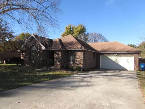 5471 S Stonegate Ave, Springfield, MO 65810 photo 1