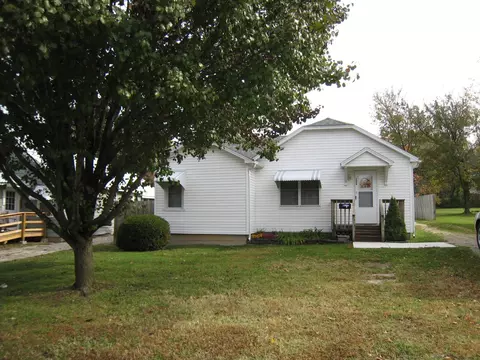 226 N Olive St, Marshfield, MO 65706 photo 1