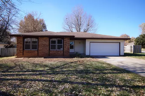 3545 S Virginia Ave, Springfield, MO 65807 photo 1