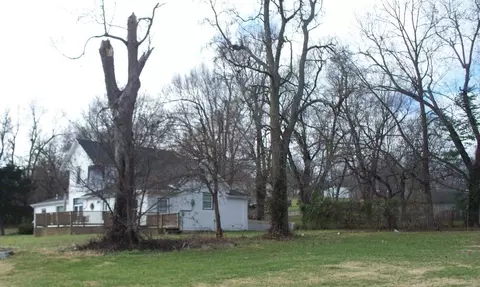 503 S Commerce, Crane, MO 65633 photo 1