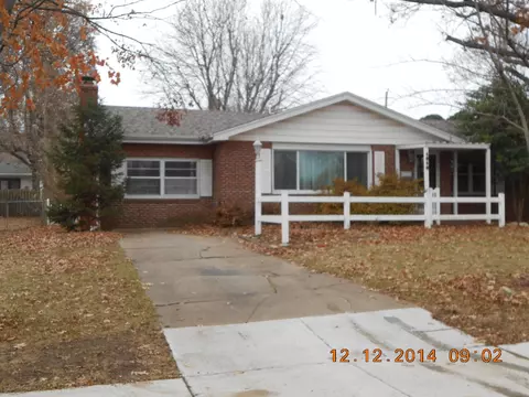 1050 E Morningside St, Springfield, MO 65807 photo 1