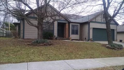 2064 S Glenn Ave, Springfield, MO 65807 photo 1