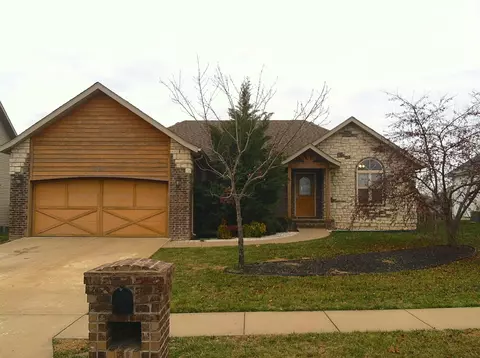 940 E Weldon Dr, Nixa, MO 65714 photo 1