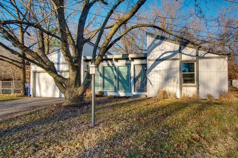 728 S Prince Cir, Springfield, MO 65802 photo 1