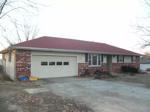 703 S Main St, Willard, MO 65781 photo 1
