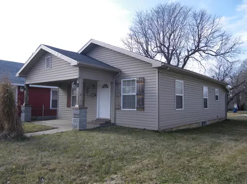811 N Kansas Expwy, Springfield, MO 65802 photo 1