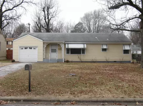 1835 S Virginia Ave, Springfield, MO 65807 photo 1