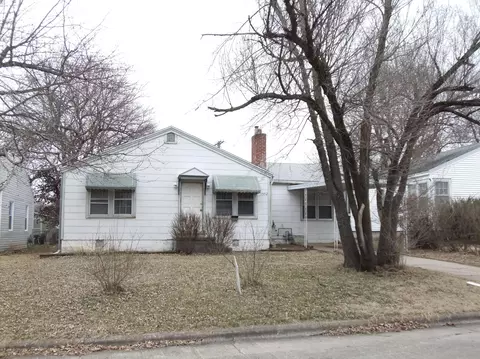 1552 S Pickwick Ave, Springfield, MO 65804 photo 1