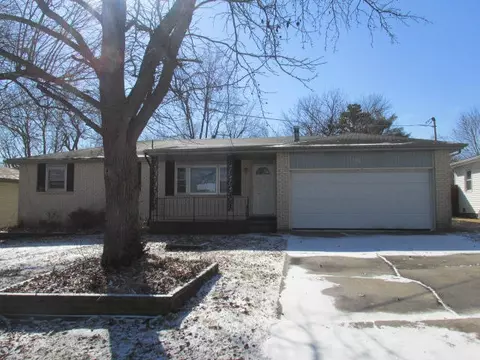 1236 E Smith St, Springfield, MO 65803 photo 1