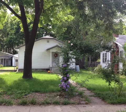 1031 S Ferguson Ave, Springfield, MO 65807 photo 1