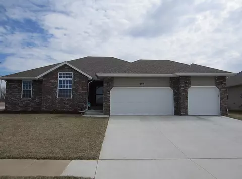 3128 N Wabash Ave, Springfield, MO 65803 photo 1