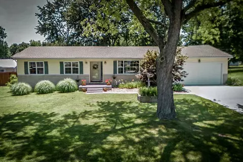 838 W Highland St, Springfield, MO 65807 photo 1