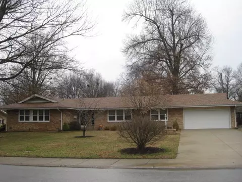 1915 S Cedarbrook Ave, Springfield, MO 65804 photo 1