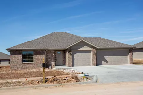 3119 N Oakland Ave, Springfield, MO 65803 photo 1