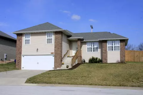 3760 N Spring Brooke Ave, Springfield, MO 65803 photo 1