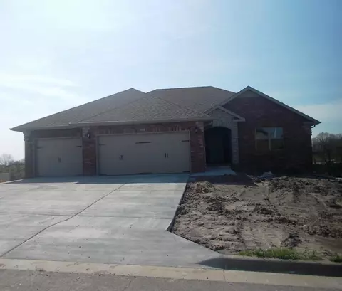 1805 N Undershot Ct, Ozark, MO 65721 photo 1