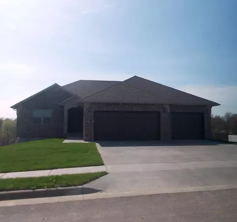 1801 N Undershot Ct, Ozark, MO 65721 photo 1