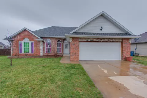307 S Westgate Dr, Clever, MO 65631 photo 1