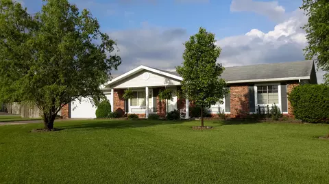 306 N 36th St, Nixa, MO 65714 photo 1