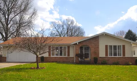 2158 E Meadow Dr, Springfield, MO 65804 photo 1