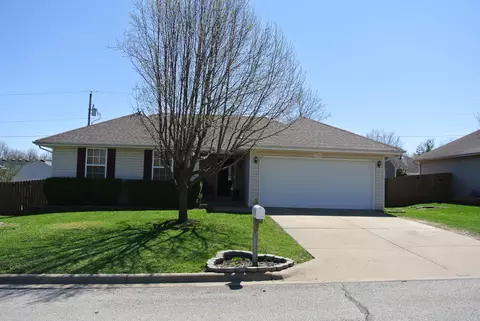 1720 Bradley St, Republic, MO 65738 photo 1
