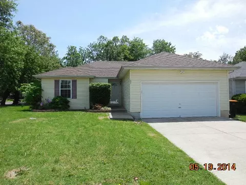 646 E Kathleen Ave, Springfield, MO 65803 photo 1
