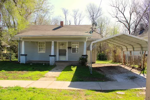 2130 N Newton Ave, Springfield, MO 65803 photo 1