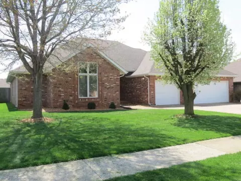 3430 W Edgewood St, Springfield, MO 65807 photo 1