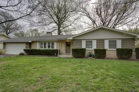 2014 S Meadowview Ave, Springfield, MO 65804 photo 1