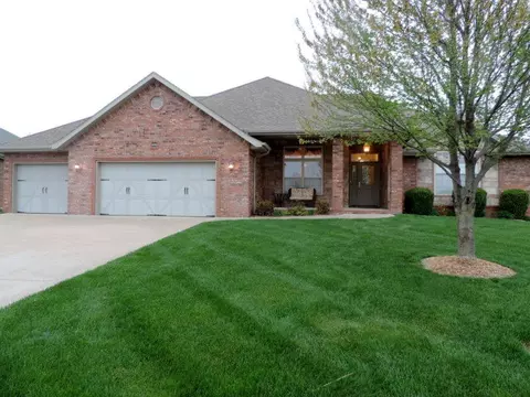 890 N Pearson Ct, Springfield, MO 65802 photo 1
