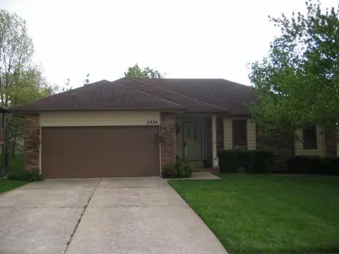 2934 E Lark St, Springfield, MO 65804 photo 1