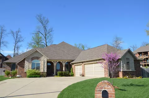2545 E German Ivy, Springfield, MO 65804 photo 1