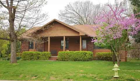 707 S Orchard Crest Ave, Springfield, MO 65802 photo 1