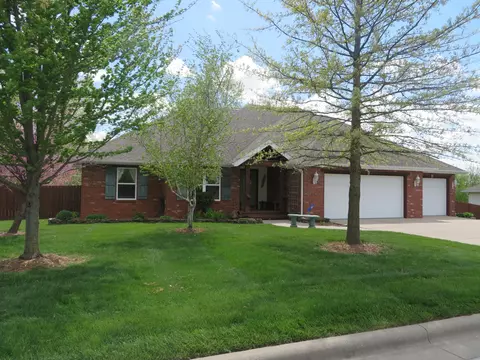 1116 E Robin St, Ozark, MO 65721 photo 1