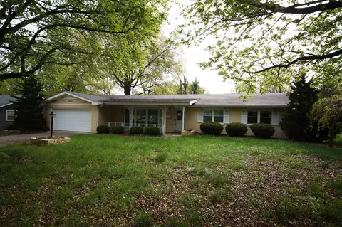 3520 S Broadway Ave, Springfield, MO 65807 photo 1