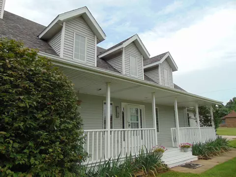 1565 S Jameston Rd, Springfield, MO 65809 photo 1