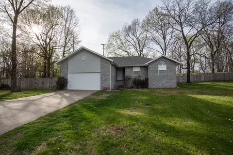 4083 W Lombard St, Springfield, MO 65802 photo 1