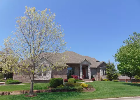 5989 S Parkhaven Ln, Springfield, MO 65810 photo 1