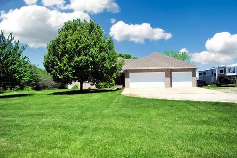 195 Trout Rd, Ozark, MO 65721 photo 1