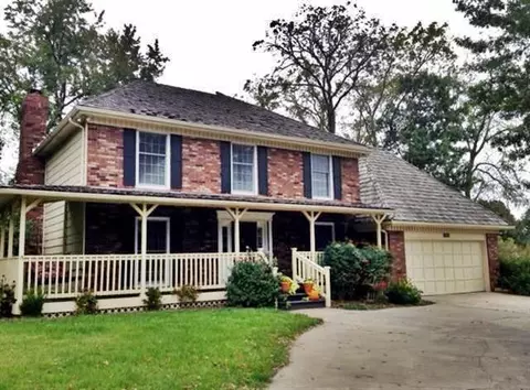 1708 S Chapel Dr, Springfield, MO 65809 photo 1