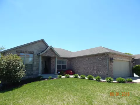 1128 W Great River Dr, Nixa, MO 65714 photo 1