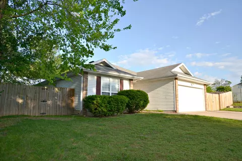 2528 N Rogers Ave, Springfield, MO 65803 photo 1