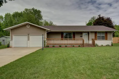 2423 E Langston St, Springfield, MO 65804 photo 1
