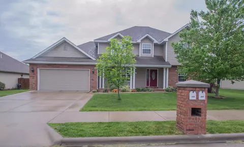442 E Grace St, Republic, MO 65738 photo 1